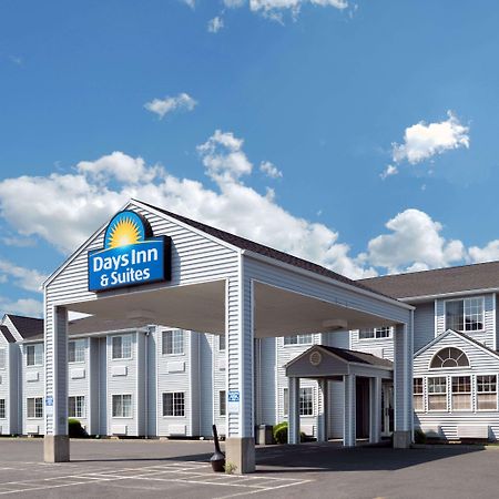 Days Inn & Suites By Wyndham Spokane Airport Airway Heights Eksteriør billede