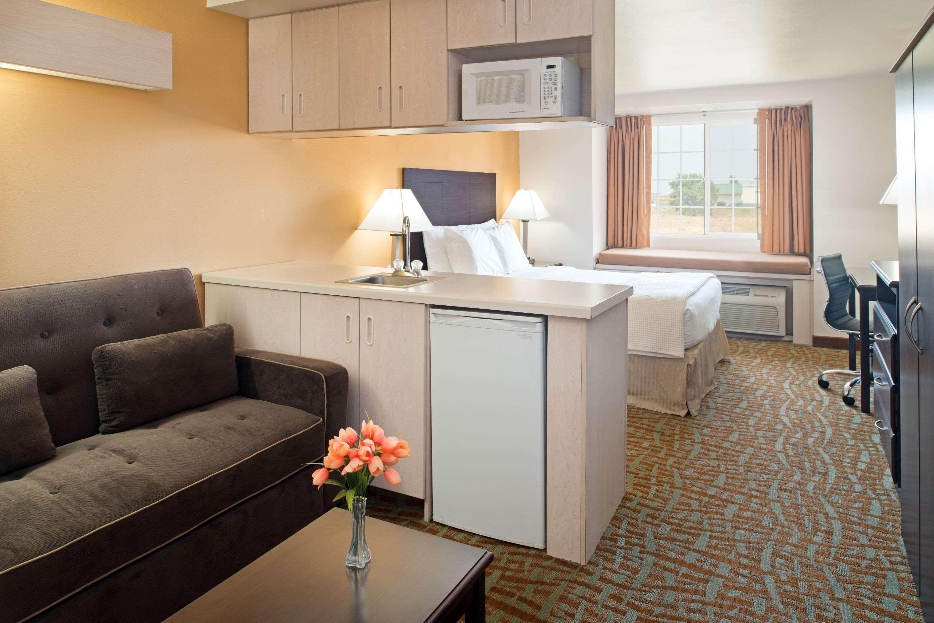Days Inn & Suites By Wyndham Spokane Airport Airway Heights Eksteriør billede