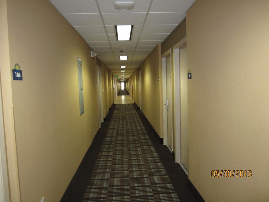 Days Inn & Suites By Wyndham Spokane Airport Airway Heights Eksteriør billede